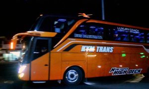 Agen Sewa Bus Pariwisata KYM Trans Mewah