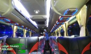 Sewa Bus Pariwisata di Blitar Murah