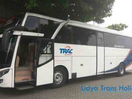 Sewa bus pariwisata Trac Surabaya