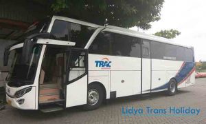 Sewa bus pariwisata Trac Surabaya