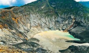 Wisata Gunung Tangkuban Perahu