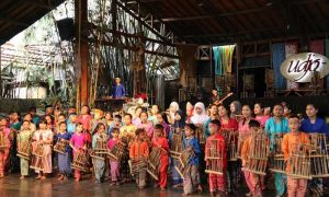 Wisata Saung Angklung Udjo